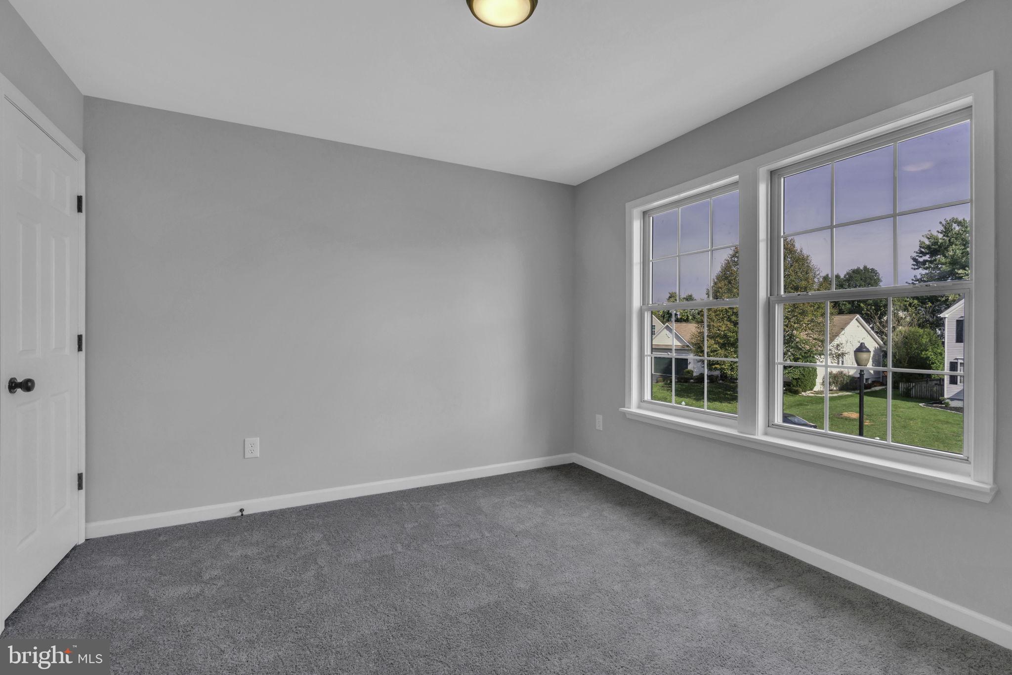 NORTH CROSSING - Residential