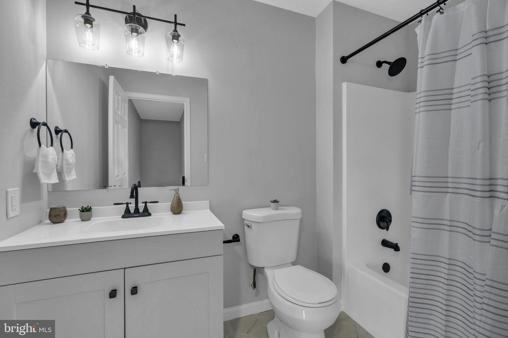 NORTH CROSSING - Residential