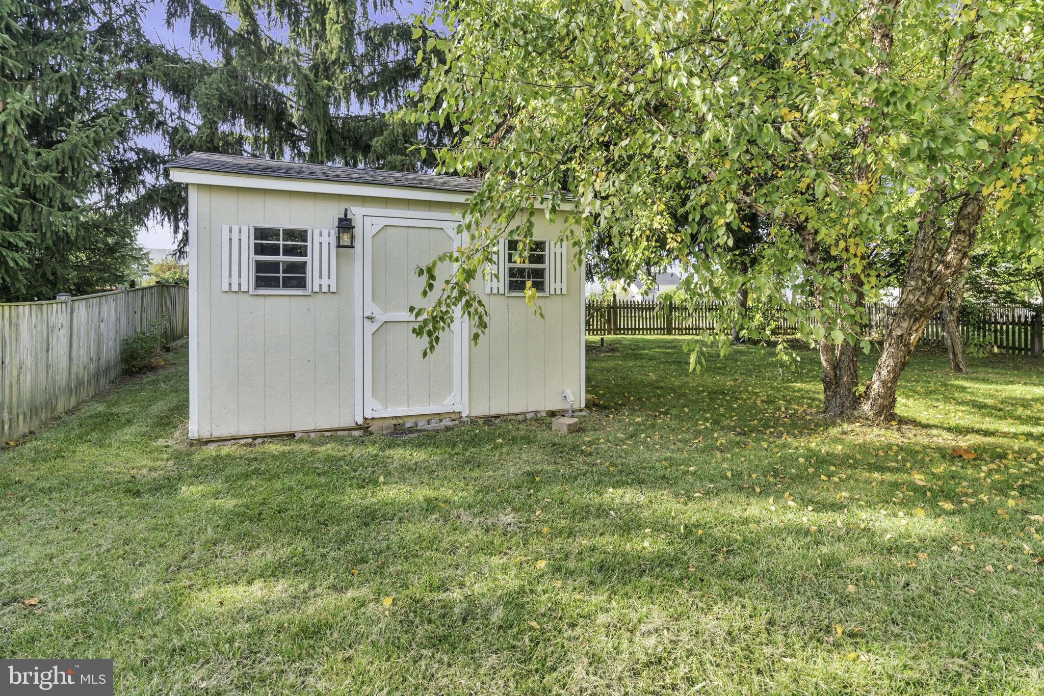 NORTH CROSSING - Residential