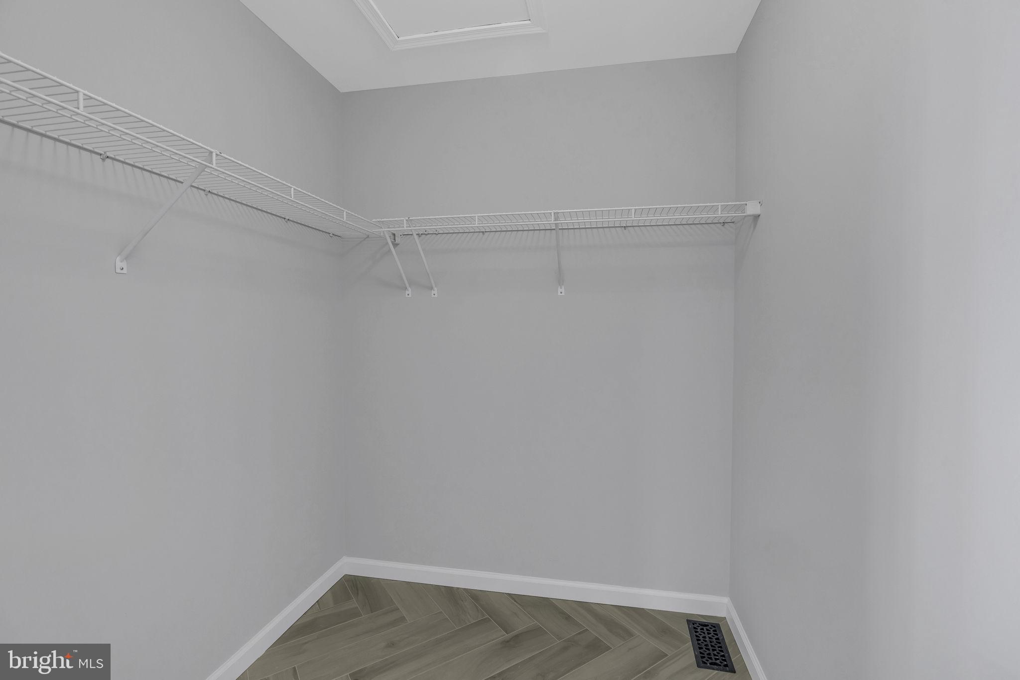 NORTH CROSSING - Residential