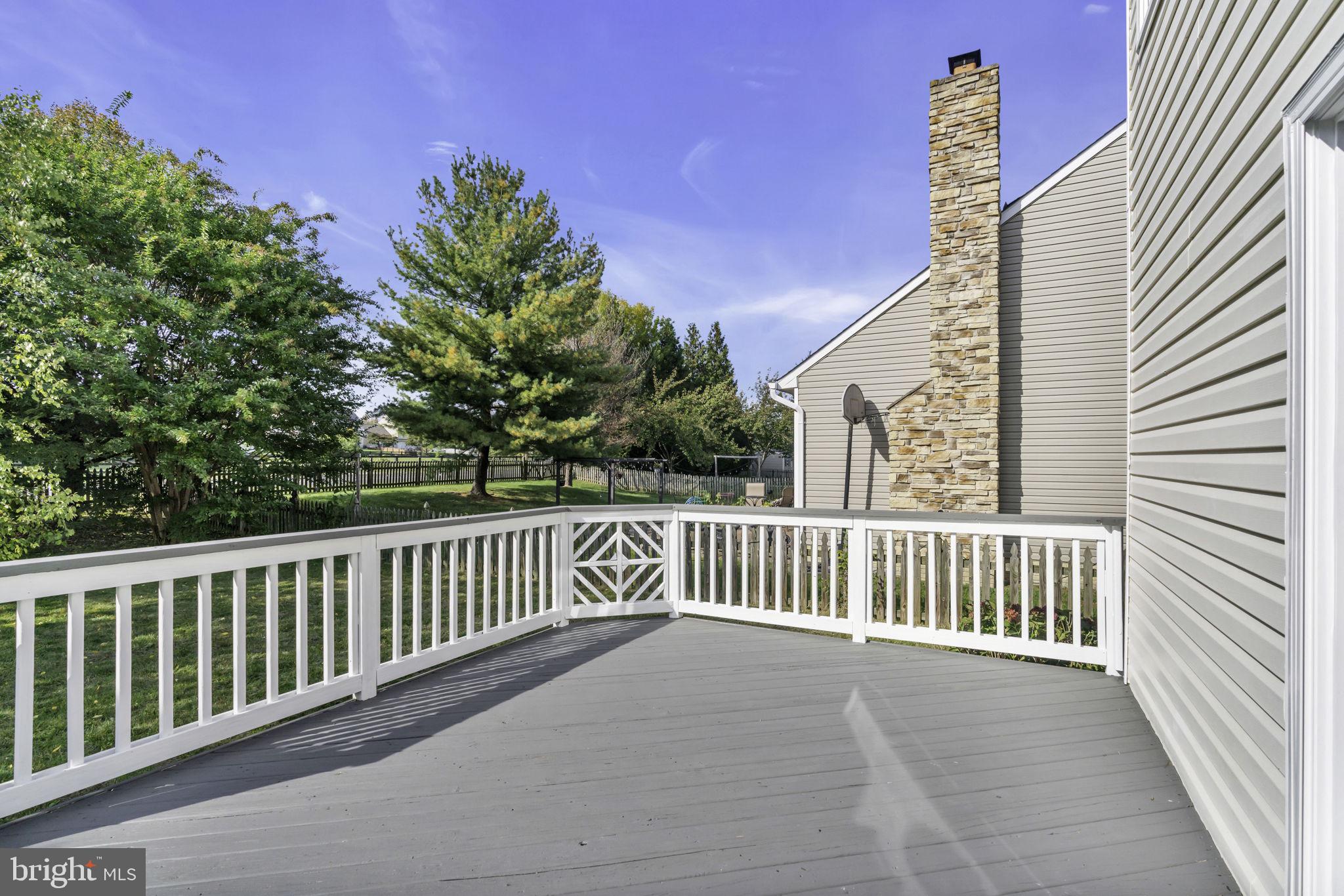 NORTH CROSSING - Residential