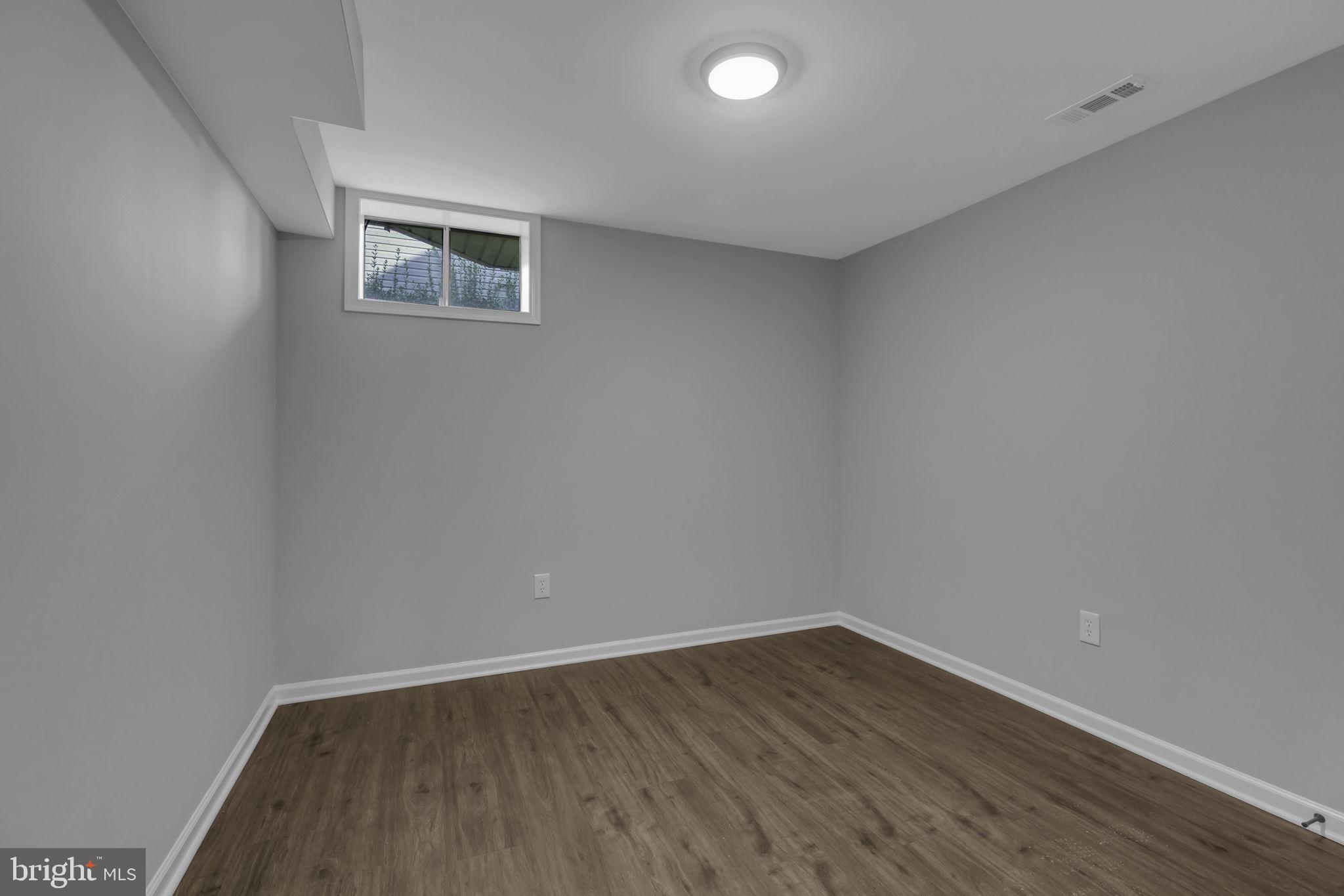 NORTH CROSSING - Residential