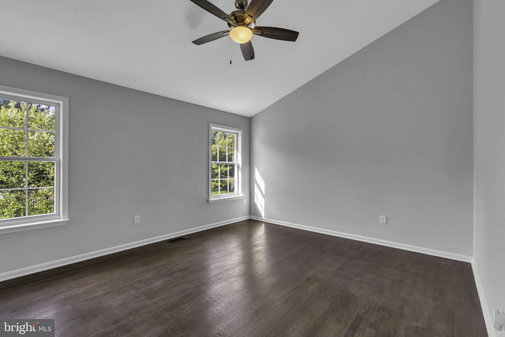 NORTH CROSSING - Residential