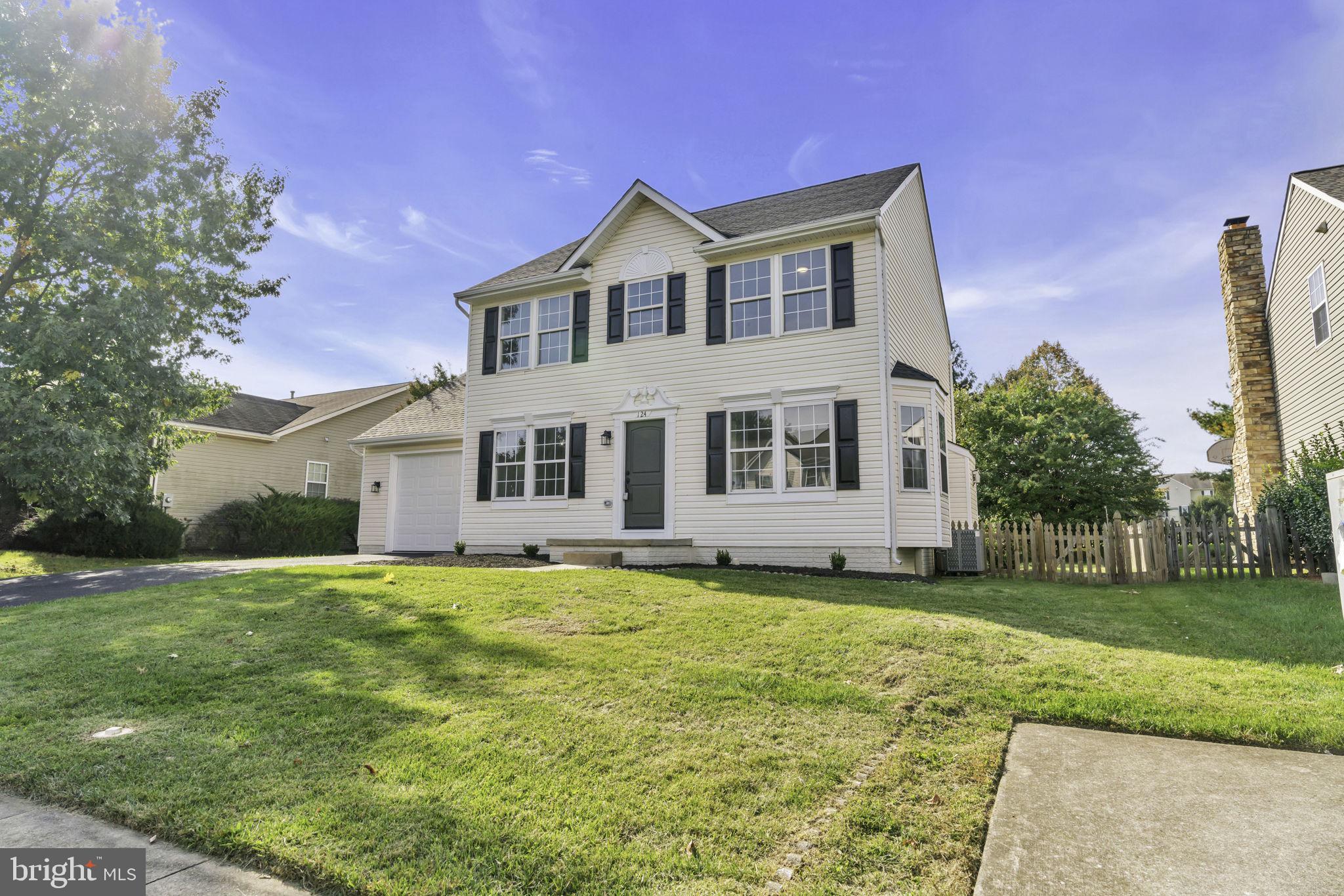 NORTH CROSSING - Residential