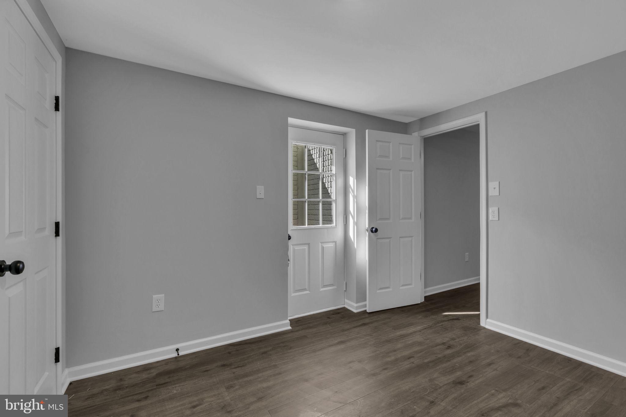 NORTH CROSSING - Residential