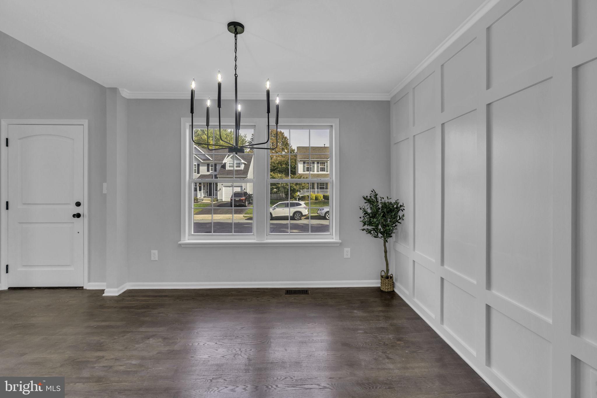 NORTH CROSSING - Residential