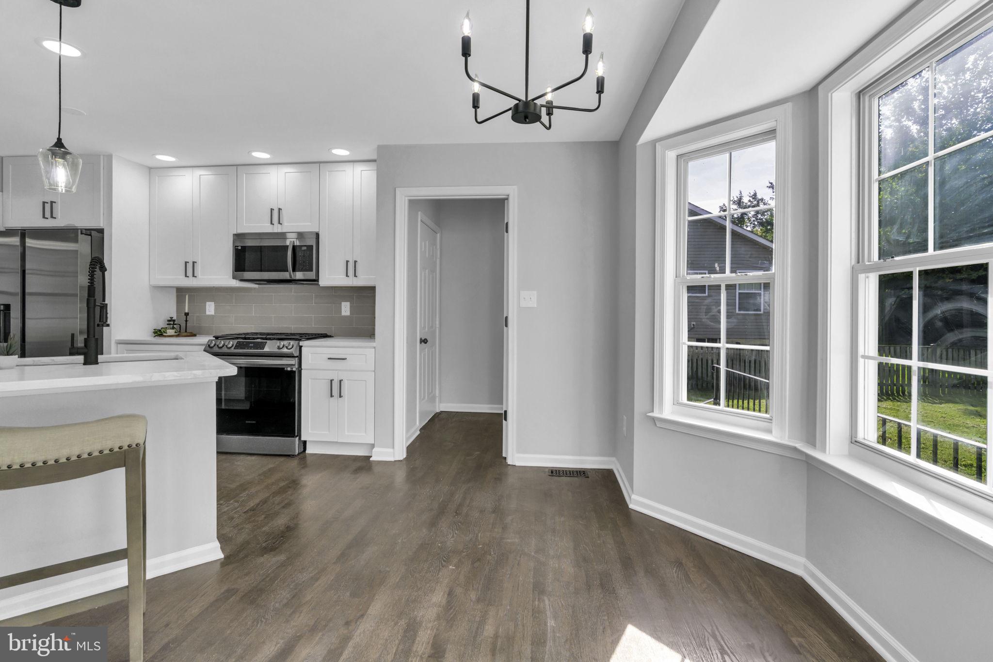 NORTH CROSSING - Residential