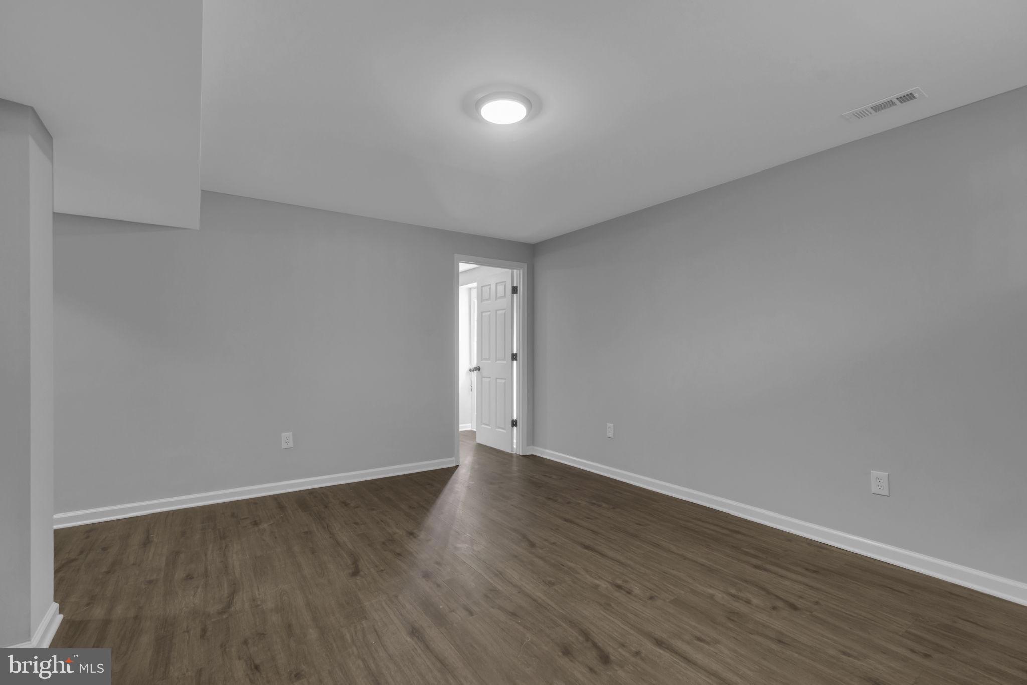 NORTH CROSSING - Residential