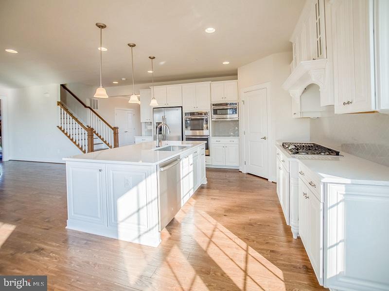 GREYSTONE - Residential