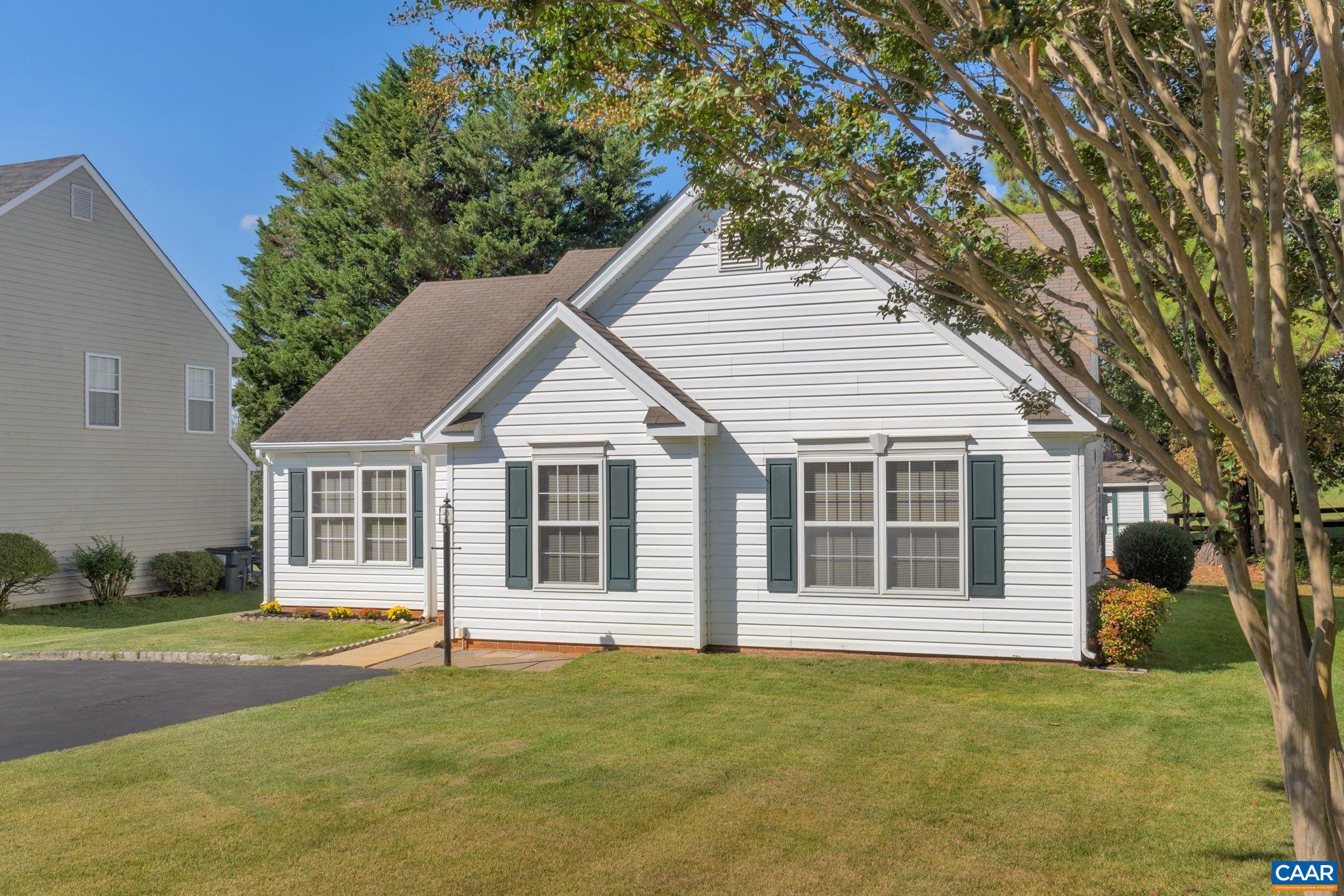 FOREST LAKES - Residential