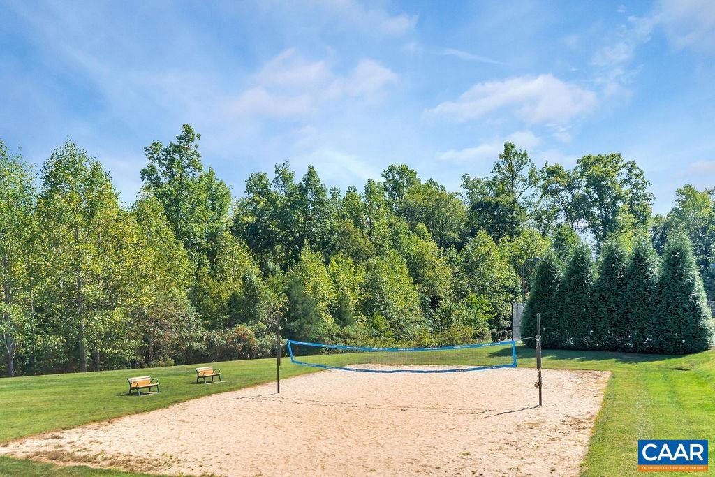 FOREST LAKES - Residential