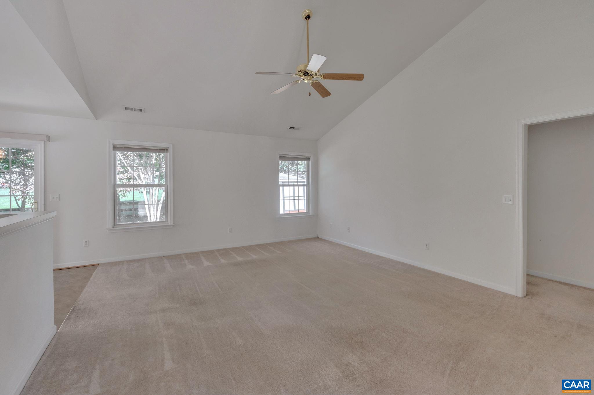 FOREST LAKES - Residential