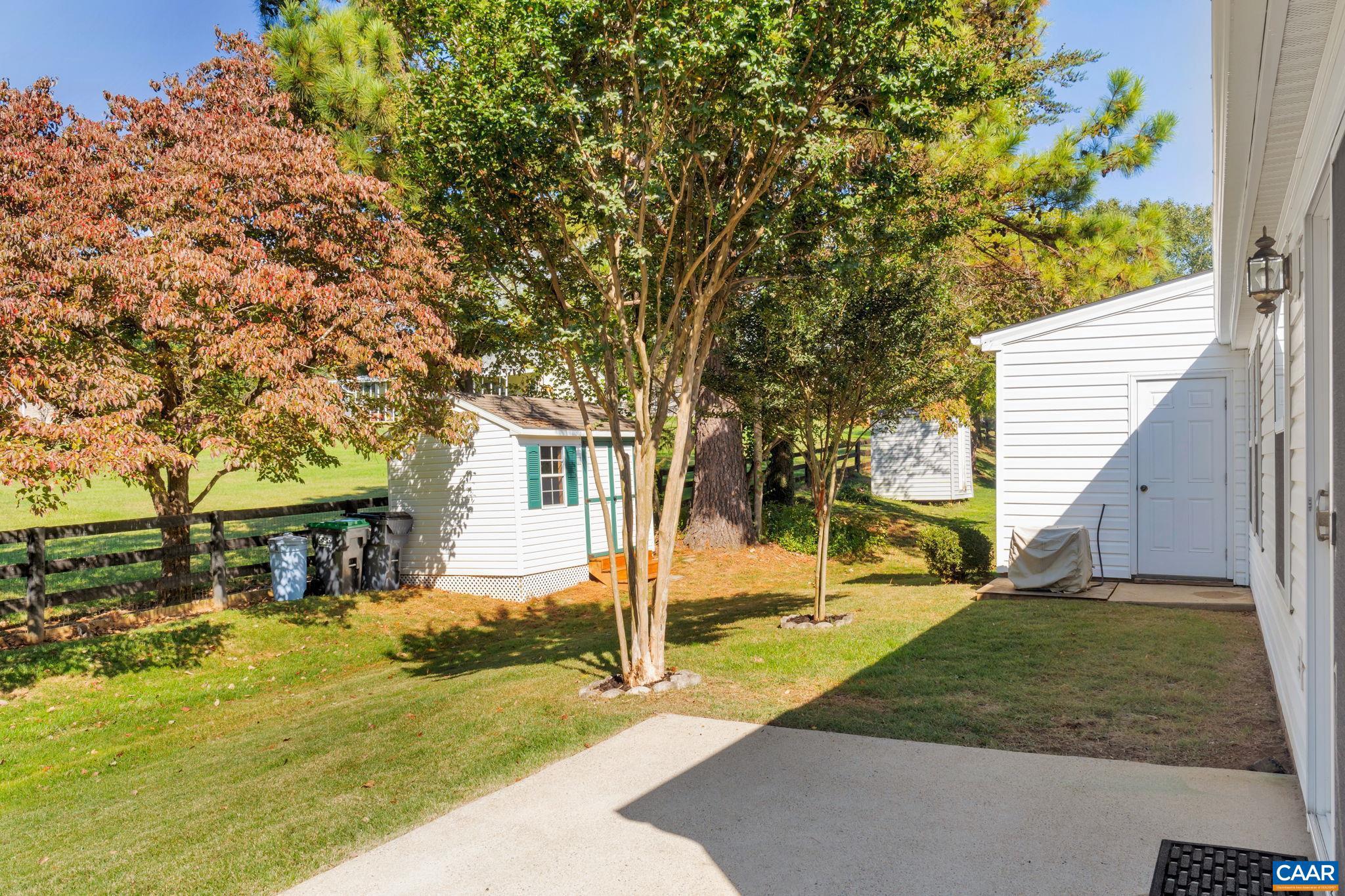 FOREST LAKES - Residential