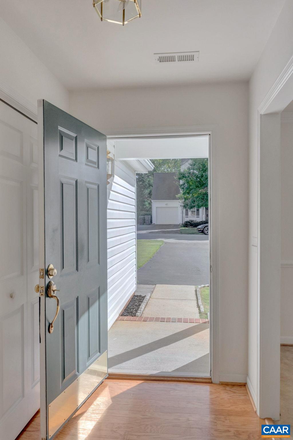 FOREST LAKES - Residential