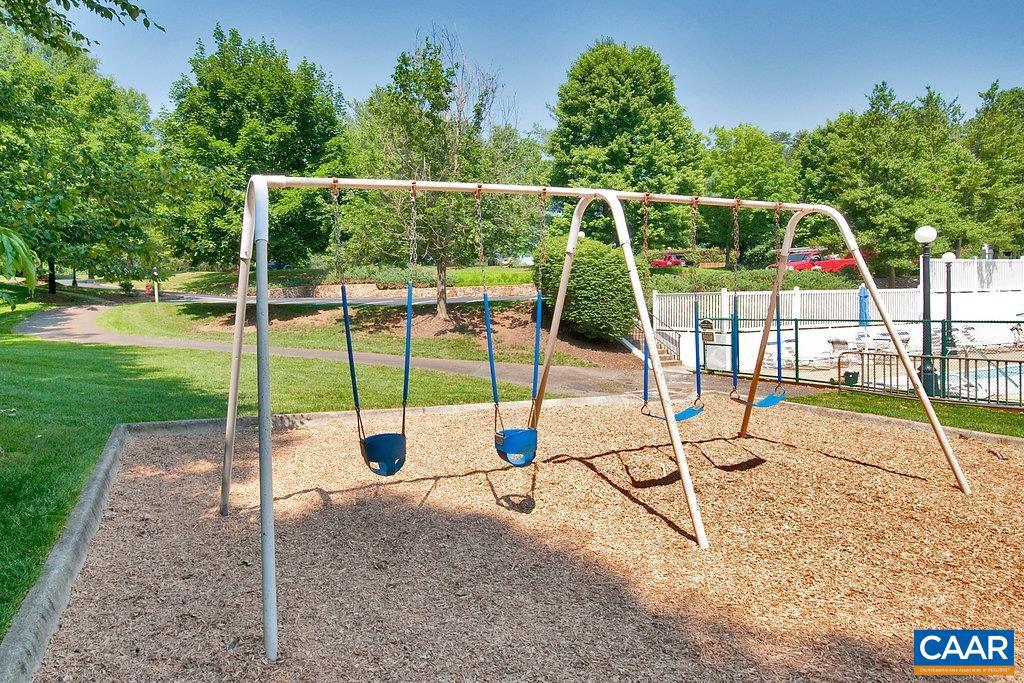 FOREST LAKES - Residential