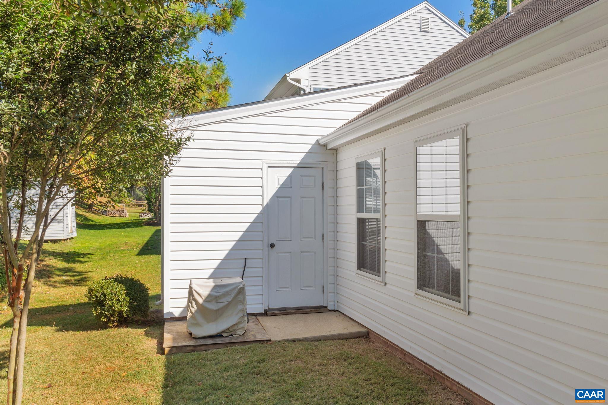 FOREST LAKES - Residential