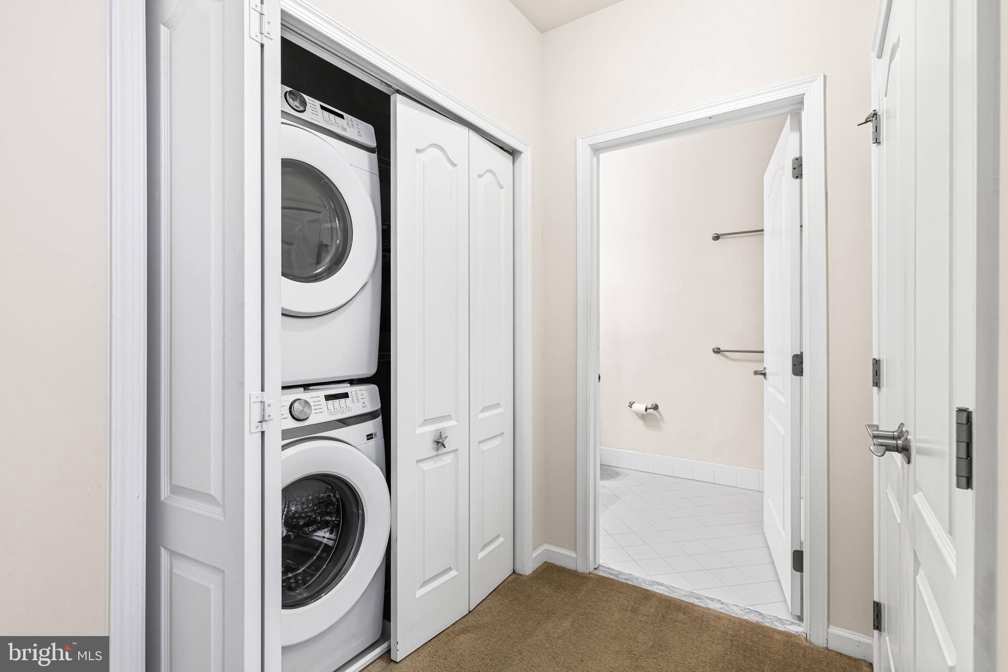 HUNTINGDON PLACE - Residential