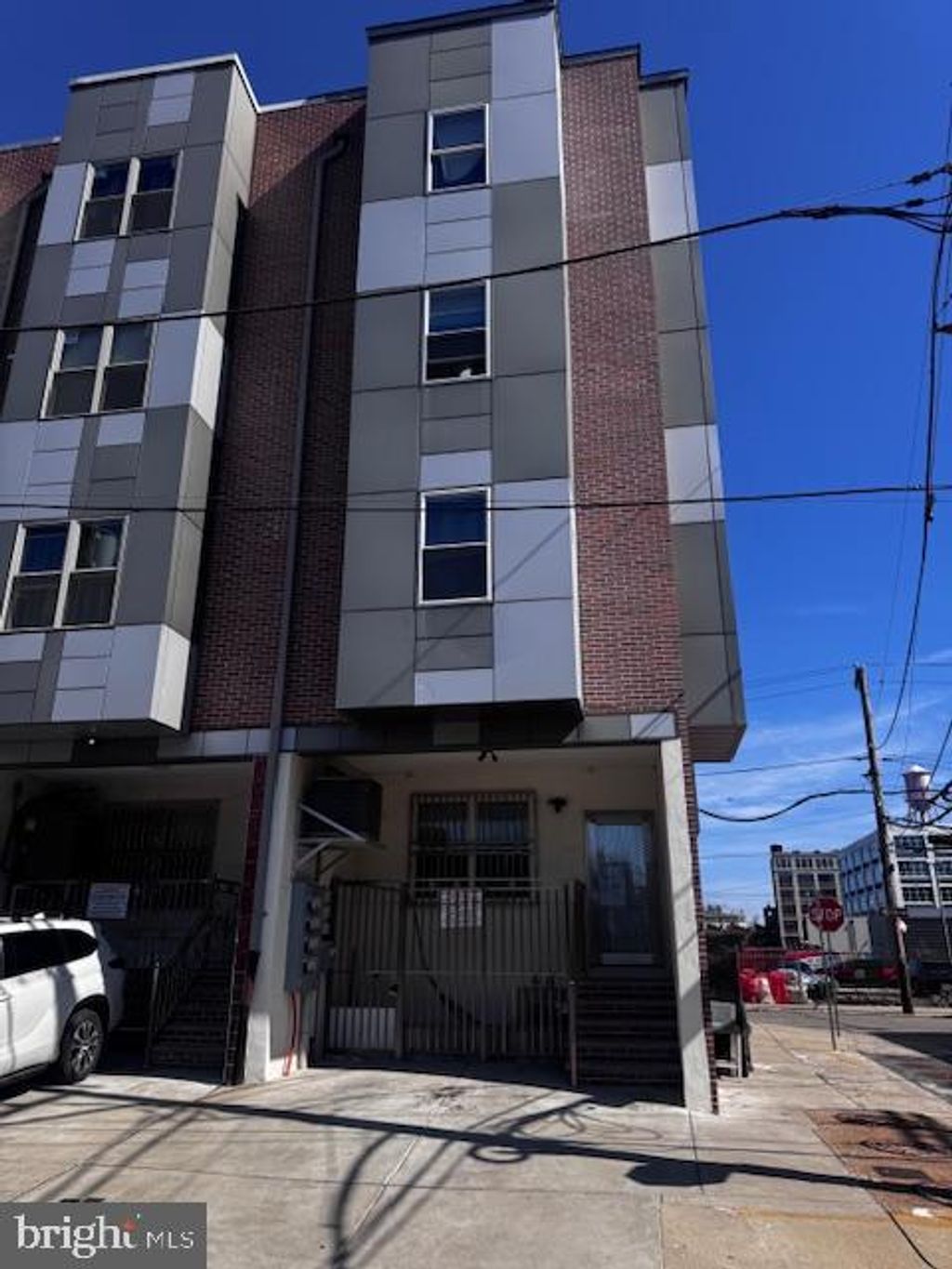 Photo of 430 N 9th Street, PHILADELPHIA, PA 19123 (MLS # PAPH2593076)