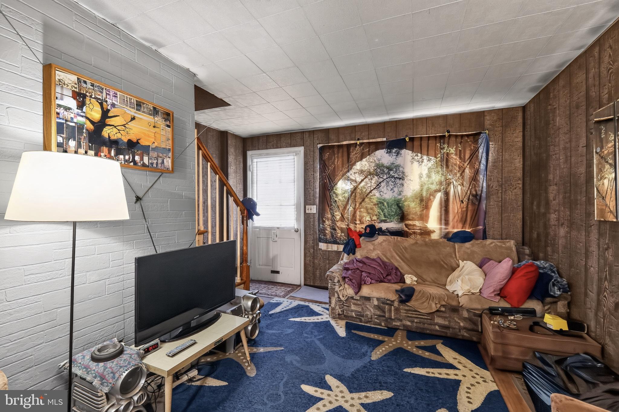 6803 CONLEY STREET