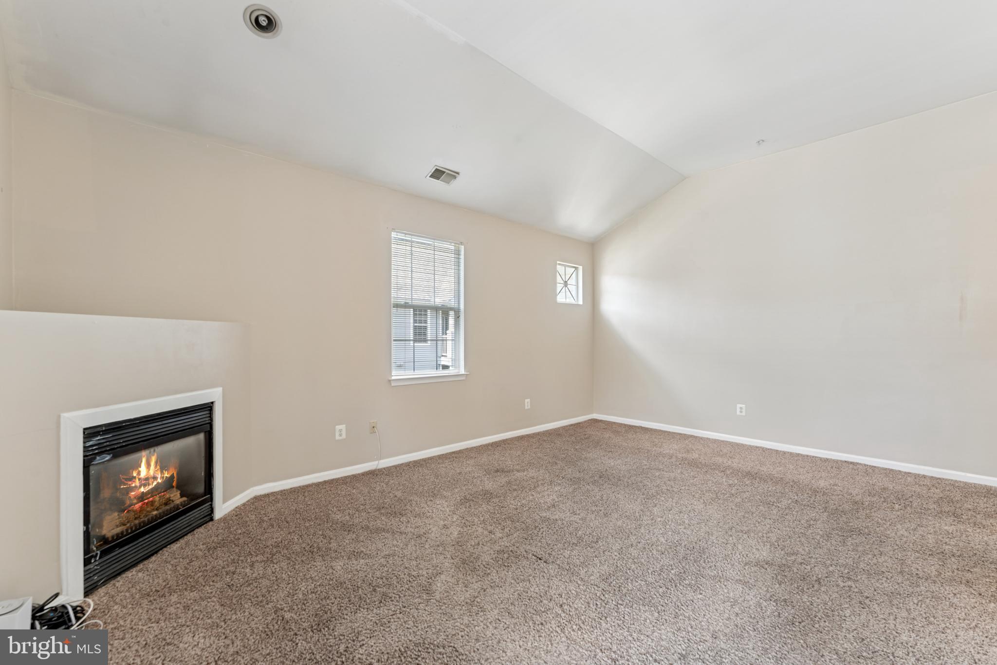 5002 HOLLINGTON DRIVE 301