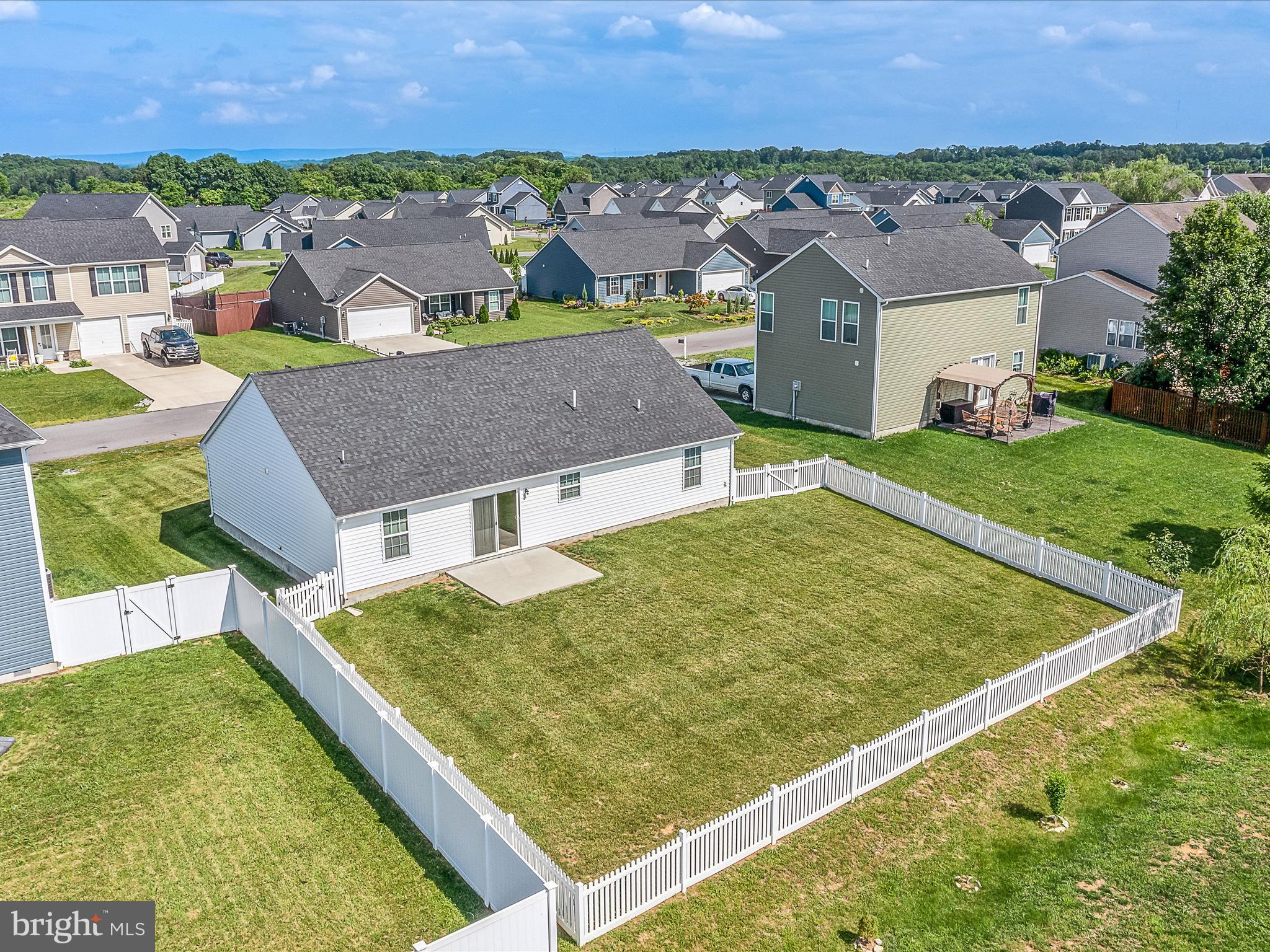 PRINCETON SHOALS - Residential