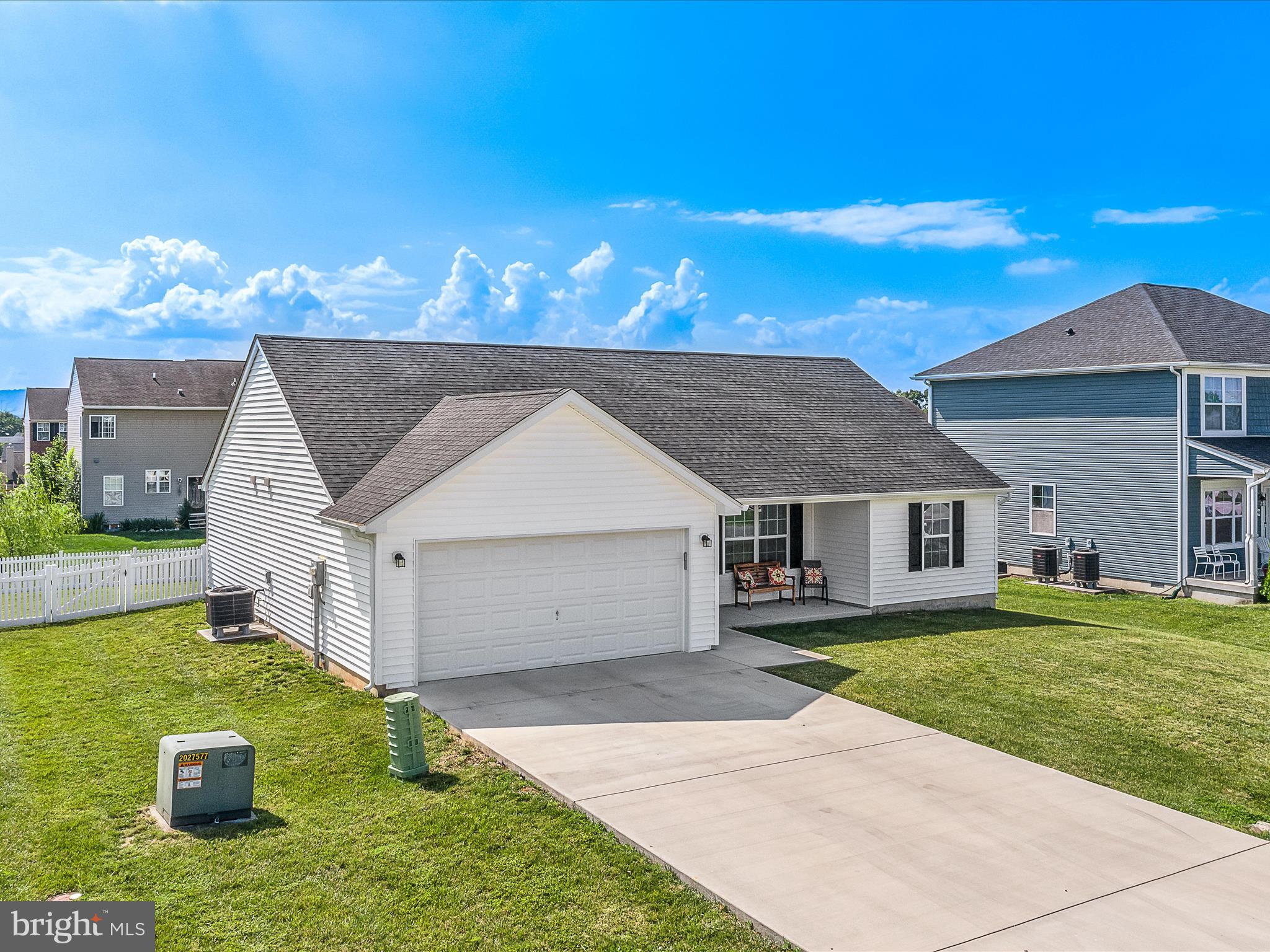 PRINCETON SHOALS - Residential