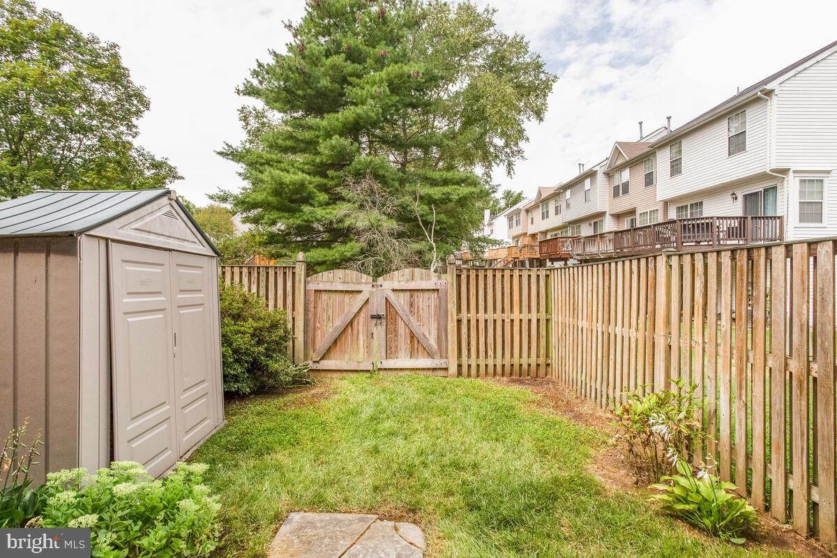 KINGS GRANT - Residential