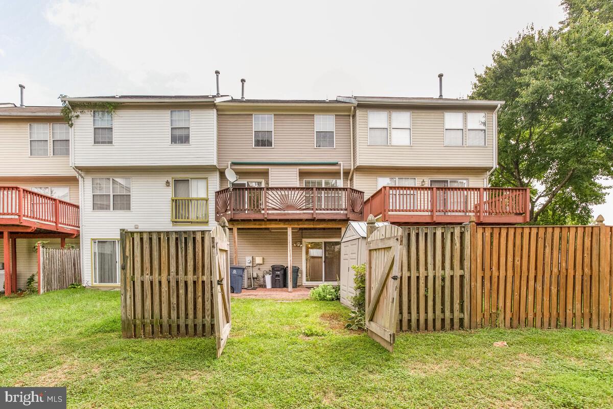 KINGS GRANT - Residential