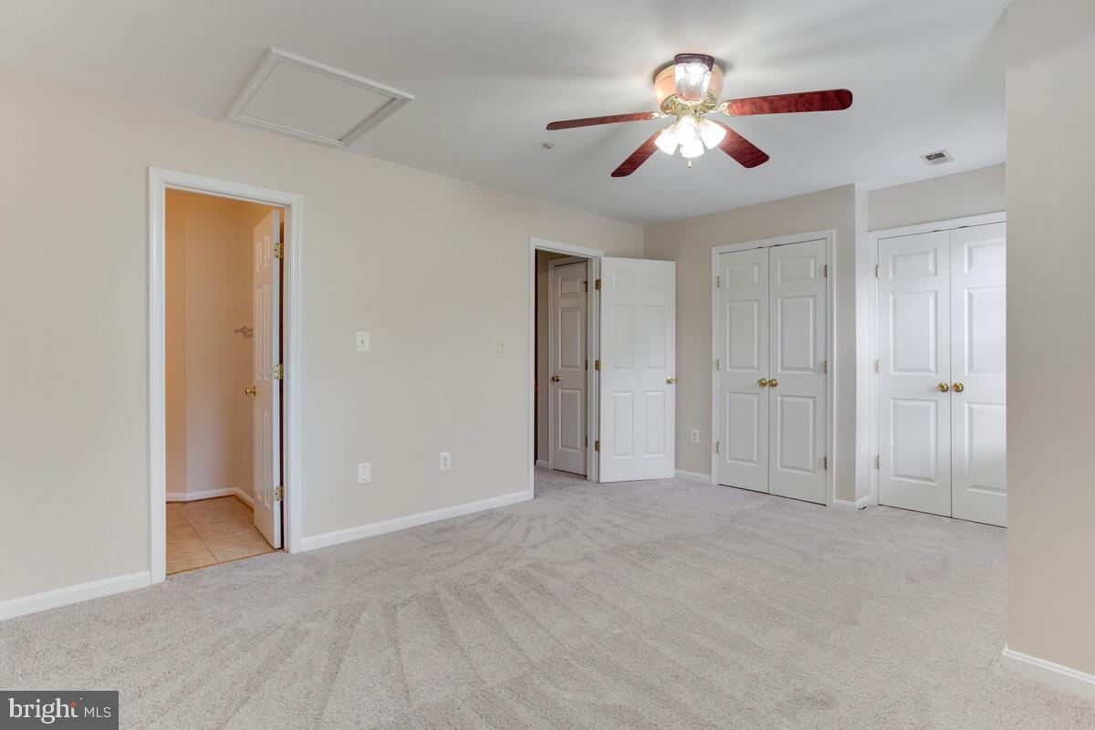 KINGS GRANT - Residential