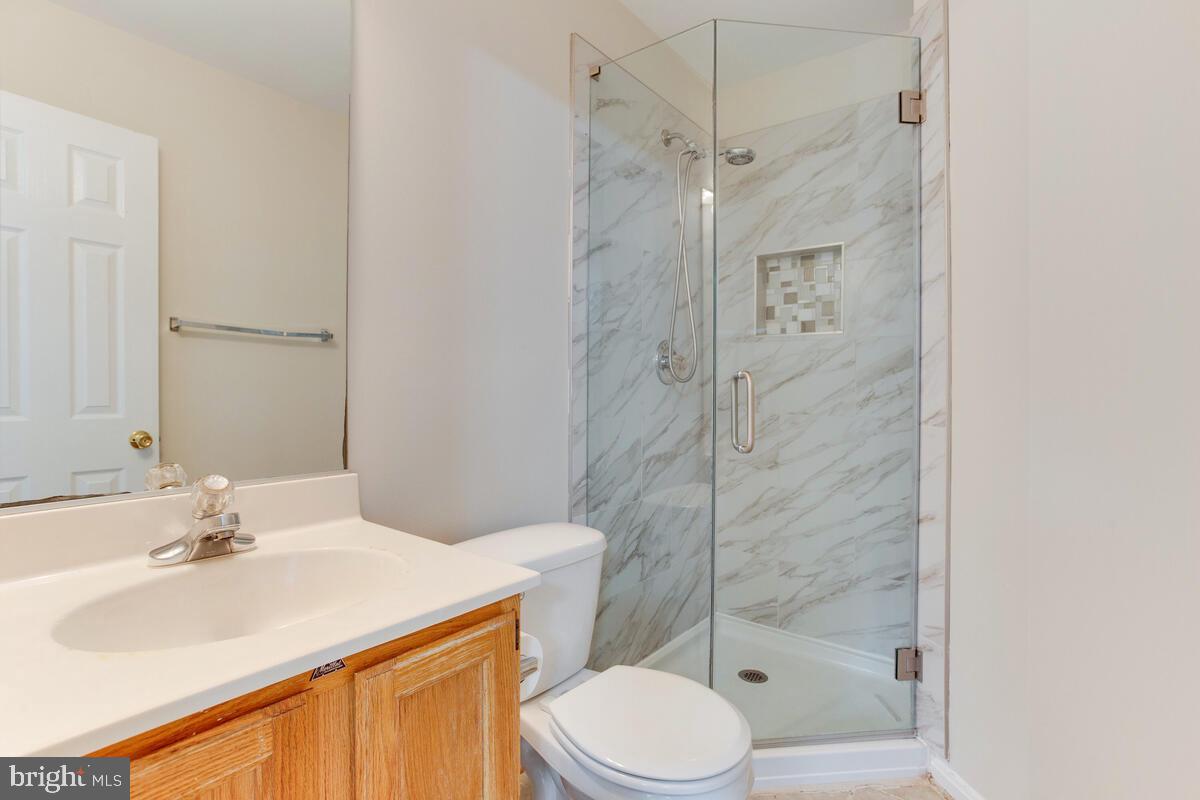 KINGS GRANT - Residential