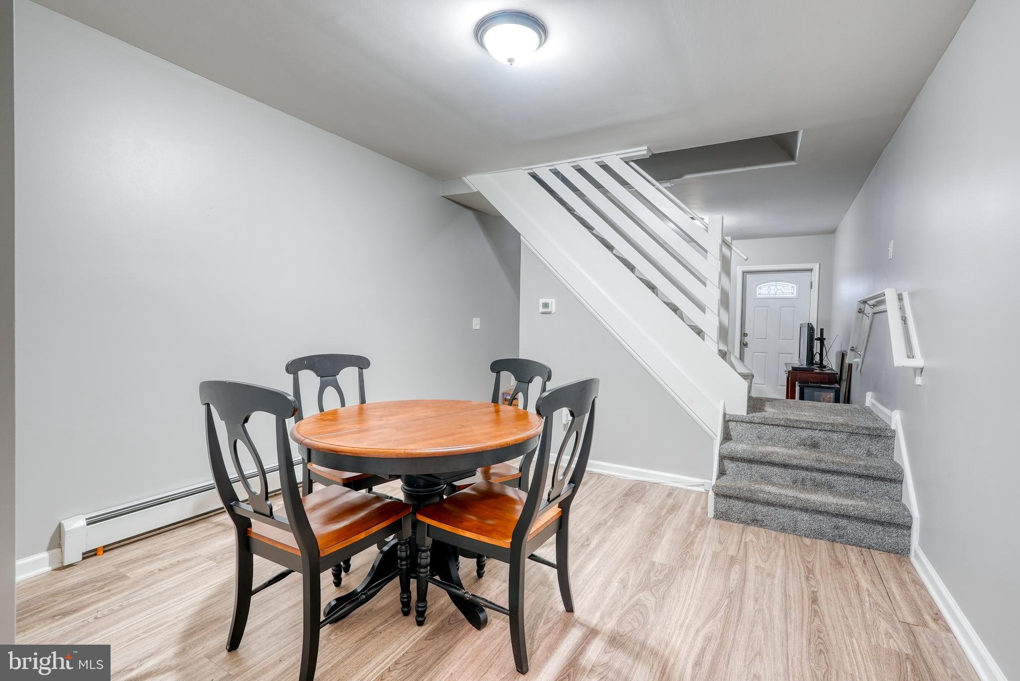 BRISTOL - Residential Lease