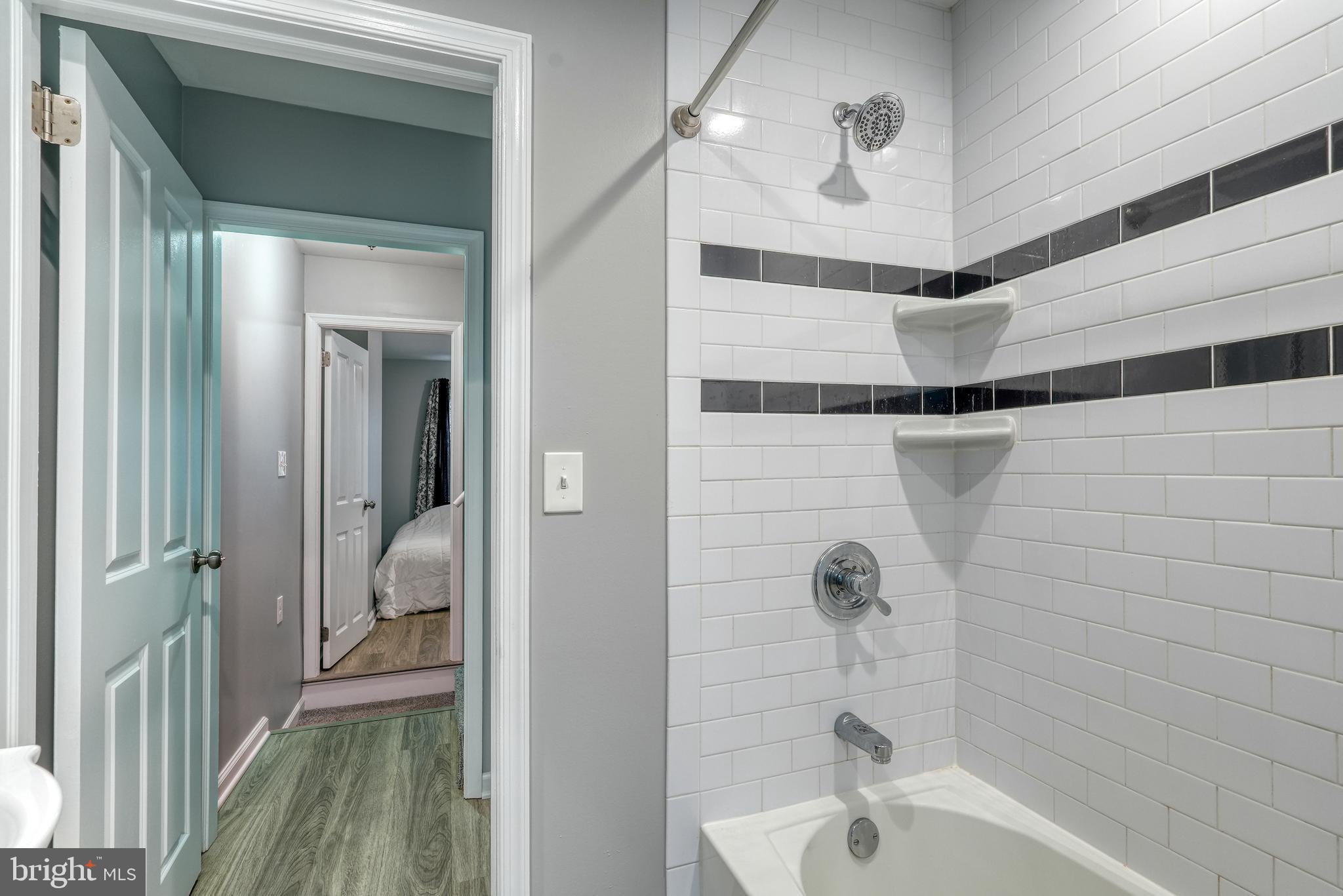 BRISTOL - Residential Lease