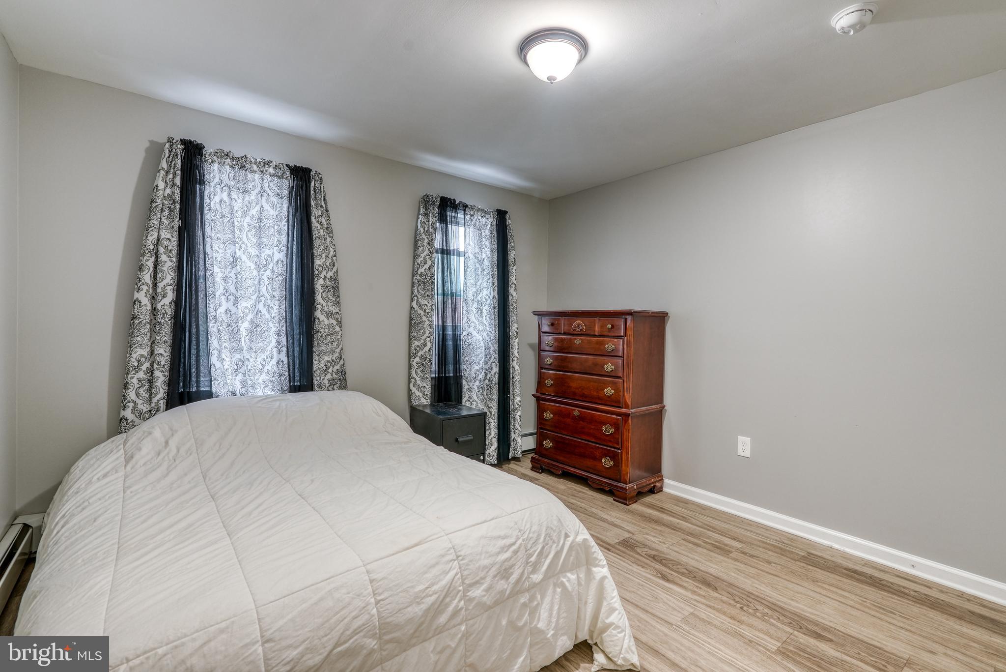 BRISTOL - Residential Lease