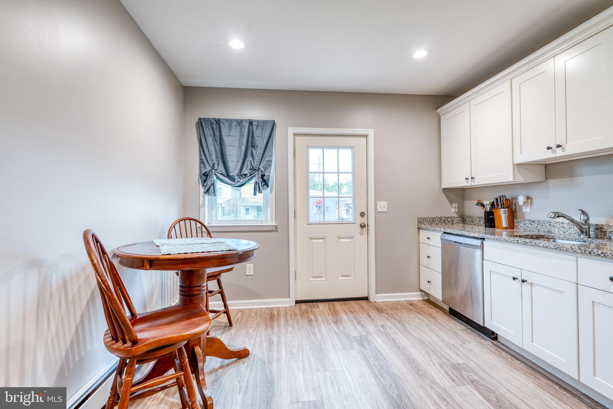 BRISTOL - Residential Lease