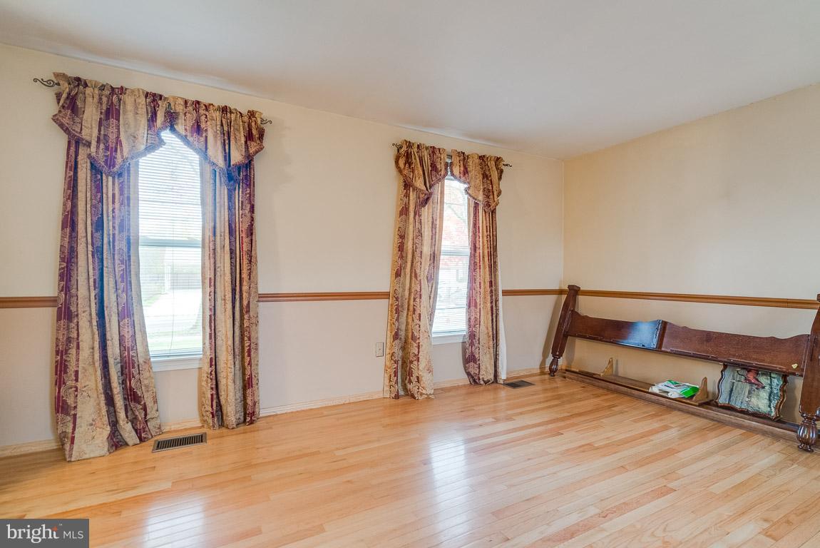 MAPLEWOOD - Residential