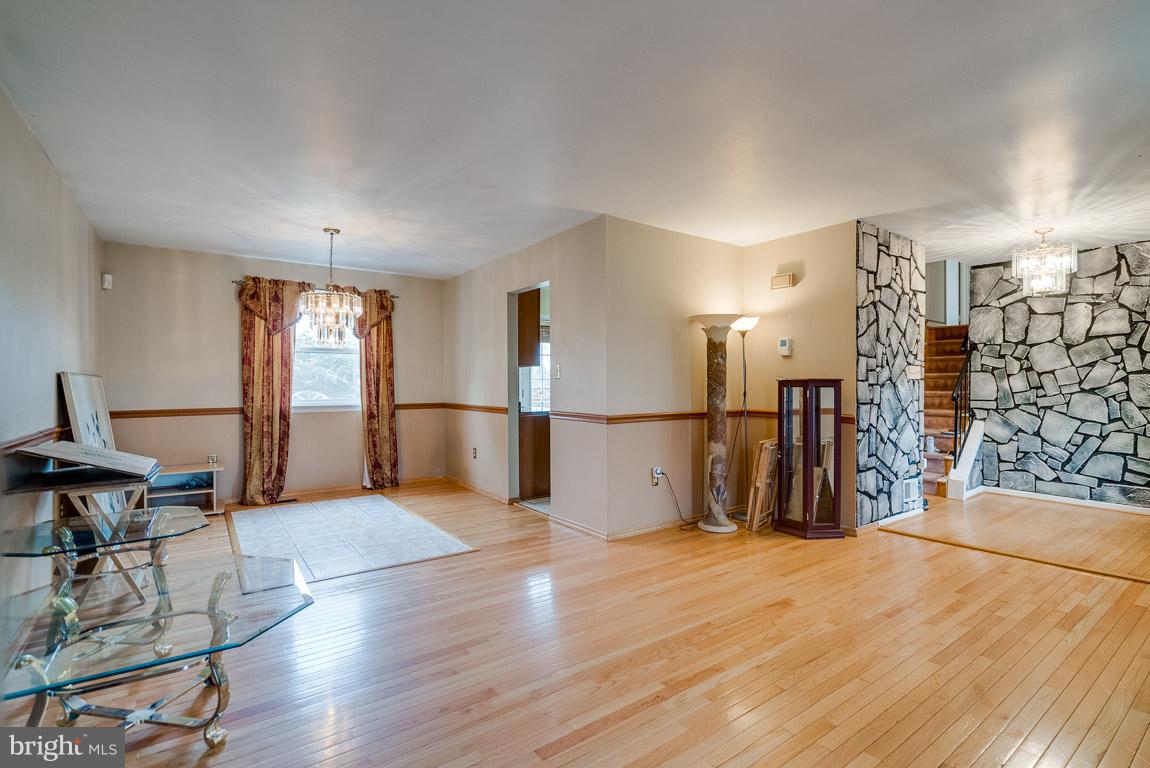 MAPLEWOOD - Residential