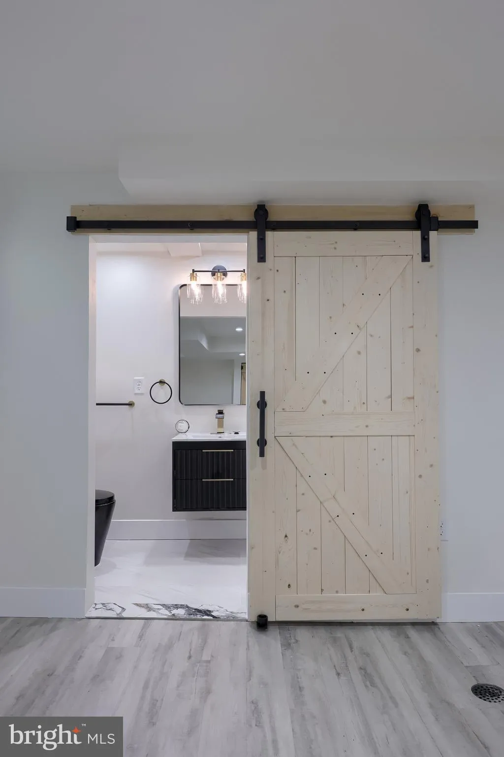 Lancaster, Pennsylvania 17603, United States, 4 Bedrooms Bedrooms, ,3 BathroomsBathrooms,Residential,Active,186446