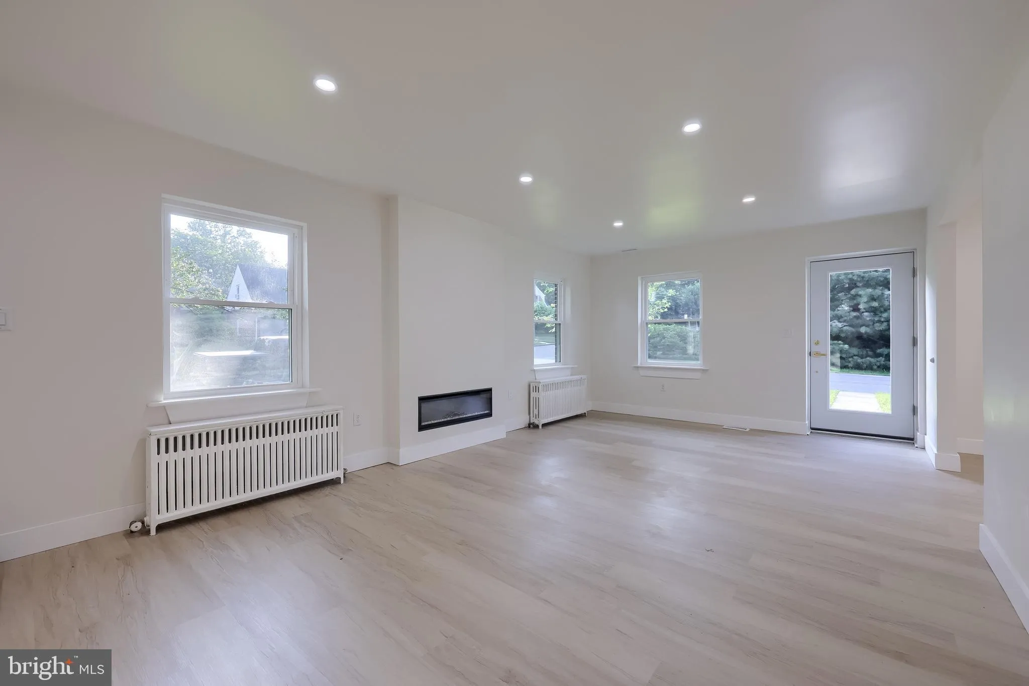 Lancaster, Pennsylvania 17603, United States, 4 Bedrooms Bedrooms, ,3 BathroomsBathrooms,Residential,Active,186446