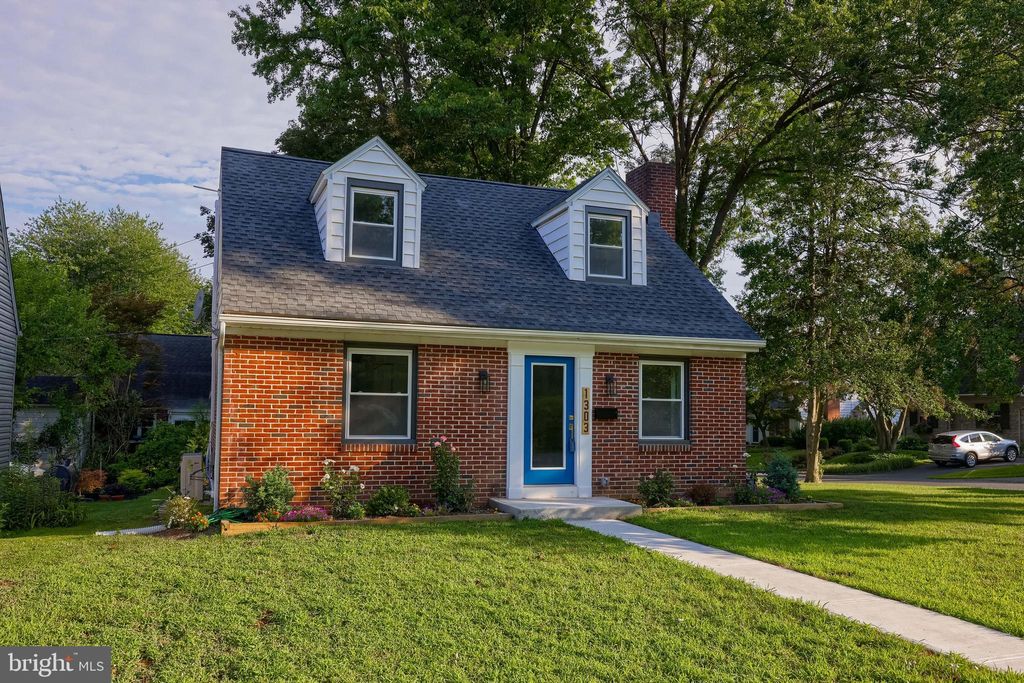 Photo of 1303 Cheves Place, LANCASTER, PA 17603 (MLS # PALA2074326)