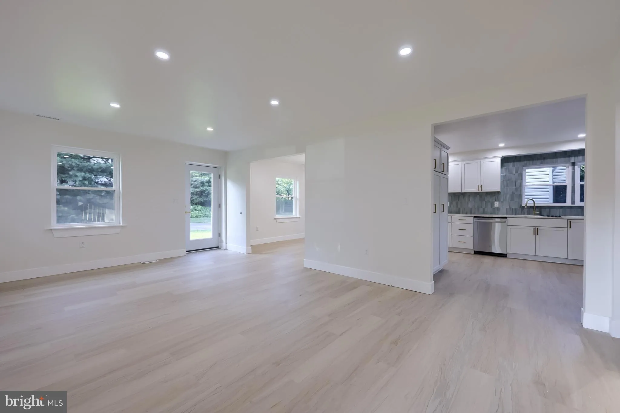 Lancaster, Pennsylvania 17603, United States, 4 Bedrooms Bedrooms, ,3 BathroomsBathrooms,Residential,Active,186446