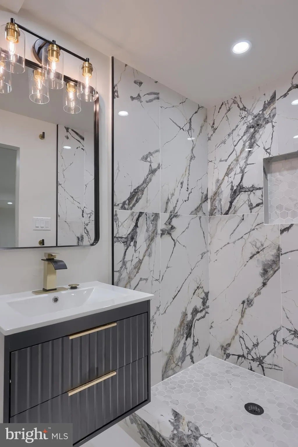 Lancaster, Pennsylvania 17603, United States, 4 Bedrooms Bedrooms, ,3 BathroomsBathrooms,Residential,Active,186446