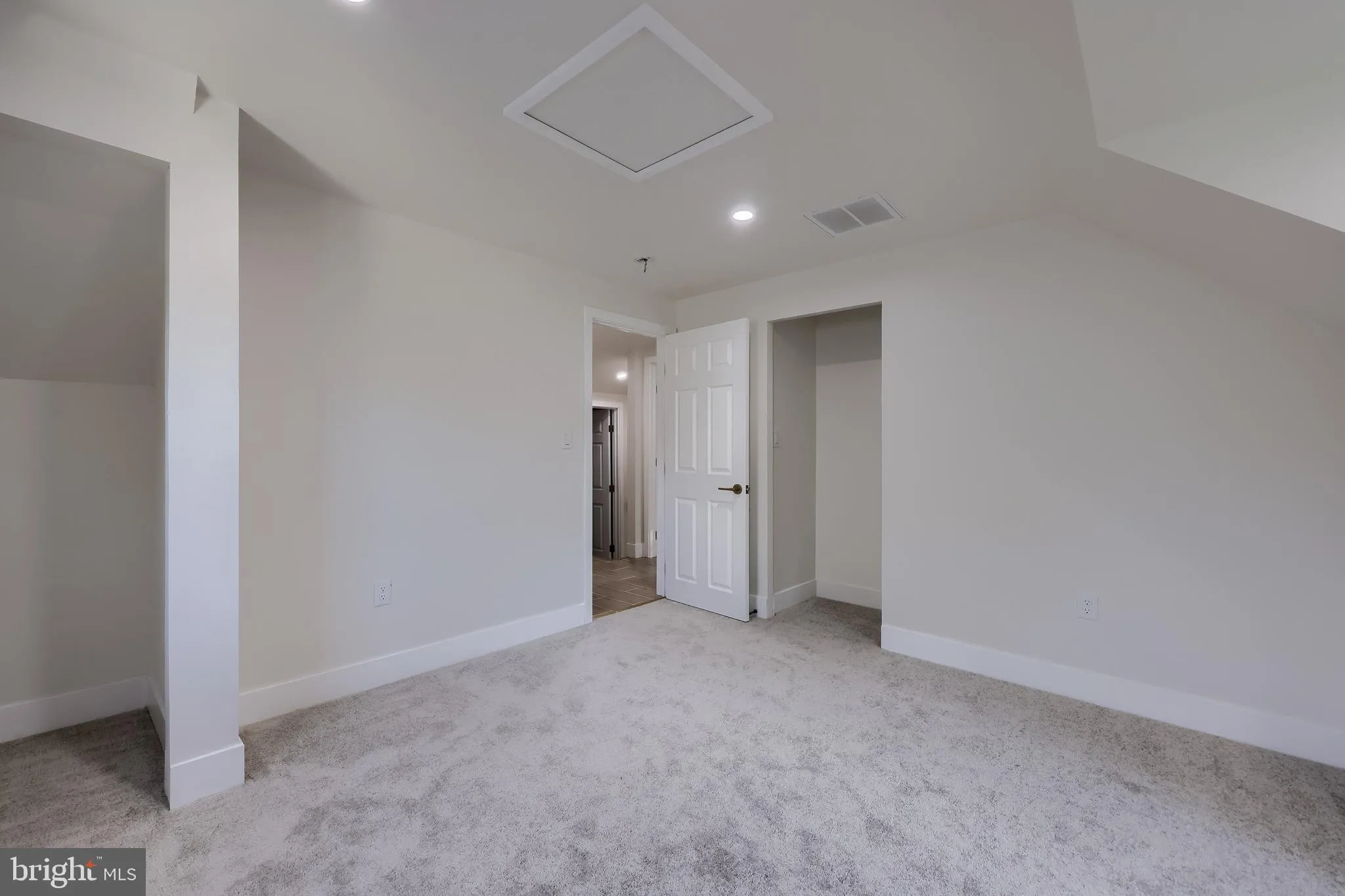 Lancaster, Pennsylvania 17603, United States, 4 Bedrooms Bedrooms, ,3 BathroomsBathrooms,Residential,Active,186446