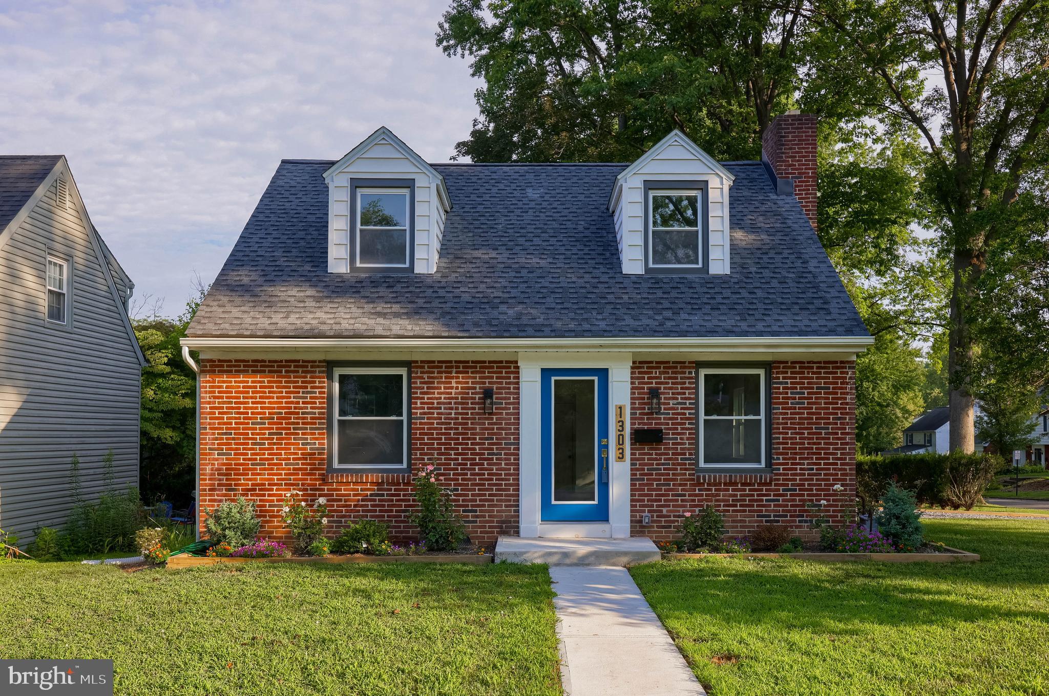 1303 CHEVES PLACE