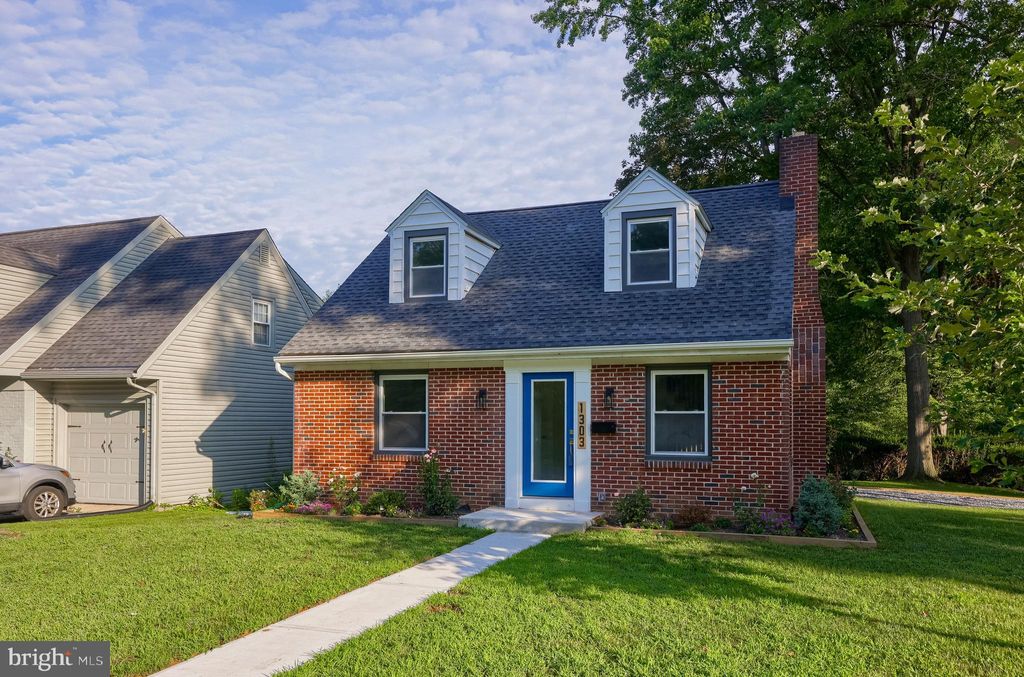 Photo of 1303 Cheves Place, LANCASTER, PA 17603 (MLS # PALA2074326)