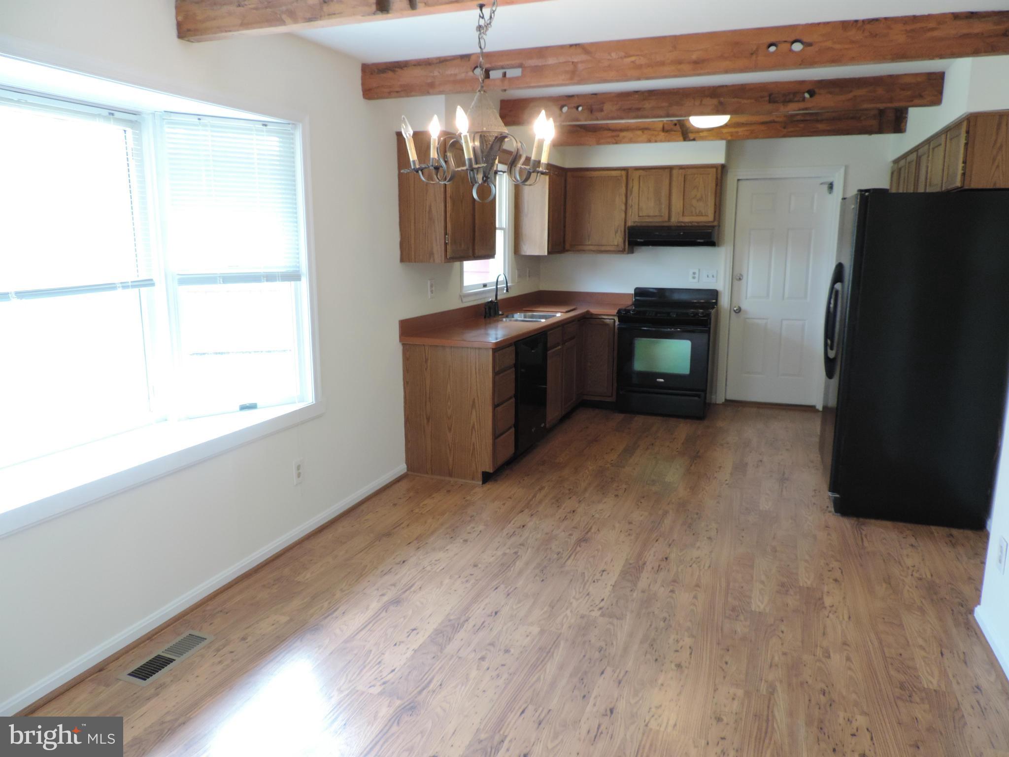 NORTH HILLS - Residential