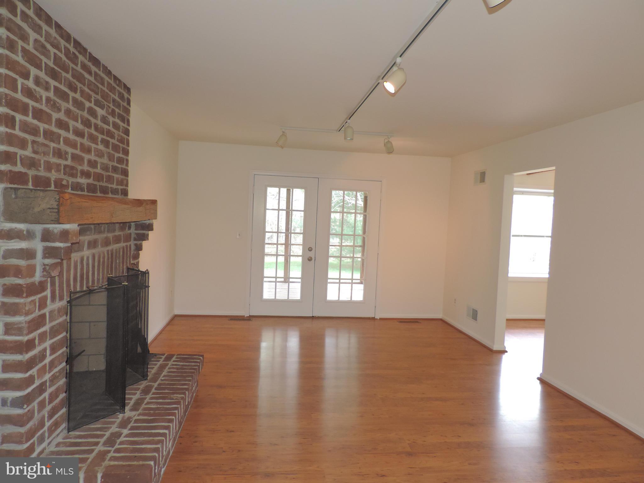 NORTH HILLS - Residential