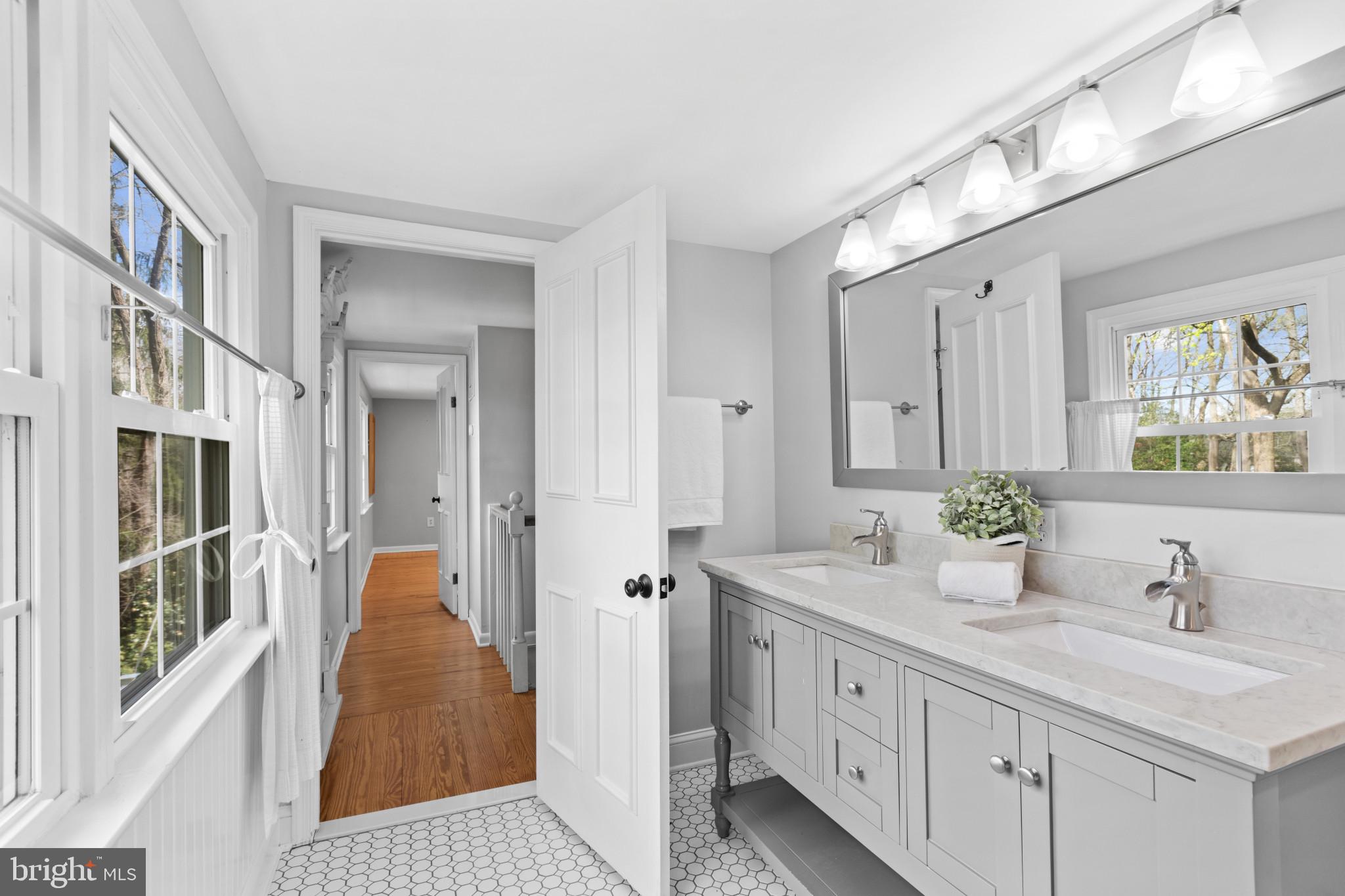 LINSTEAD - Residential