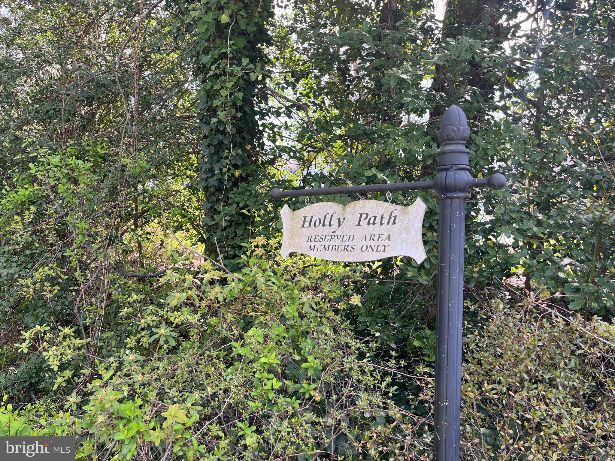 LINSTEAD - Residential