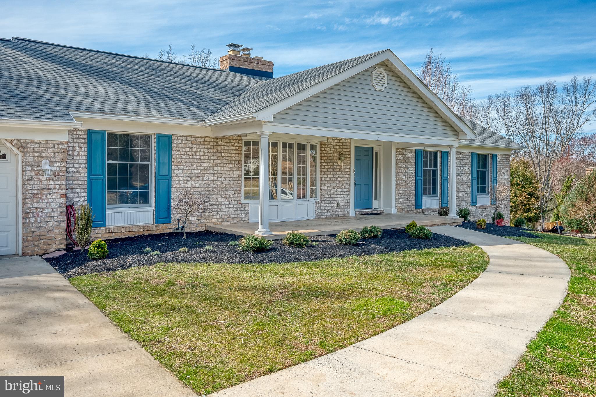 CROSS COUNTRY ESTATES - Residential