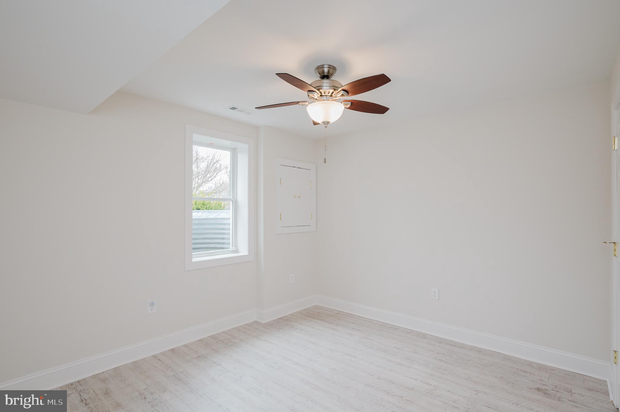 CROSS COUNTRY ESTATES - Residential